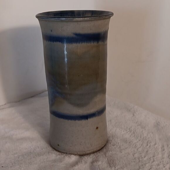 Art Pottery Mug Stein 7" Tall - Picture 3 of 6